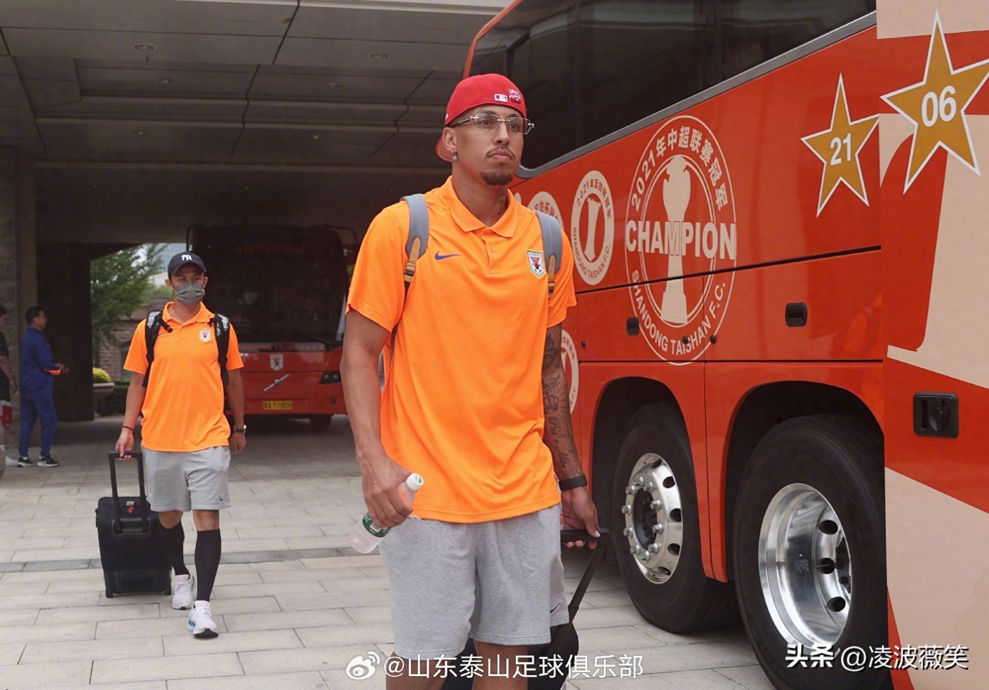 外援下场轮休，球队临时调整阵容的简单介绍