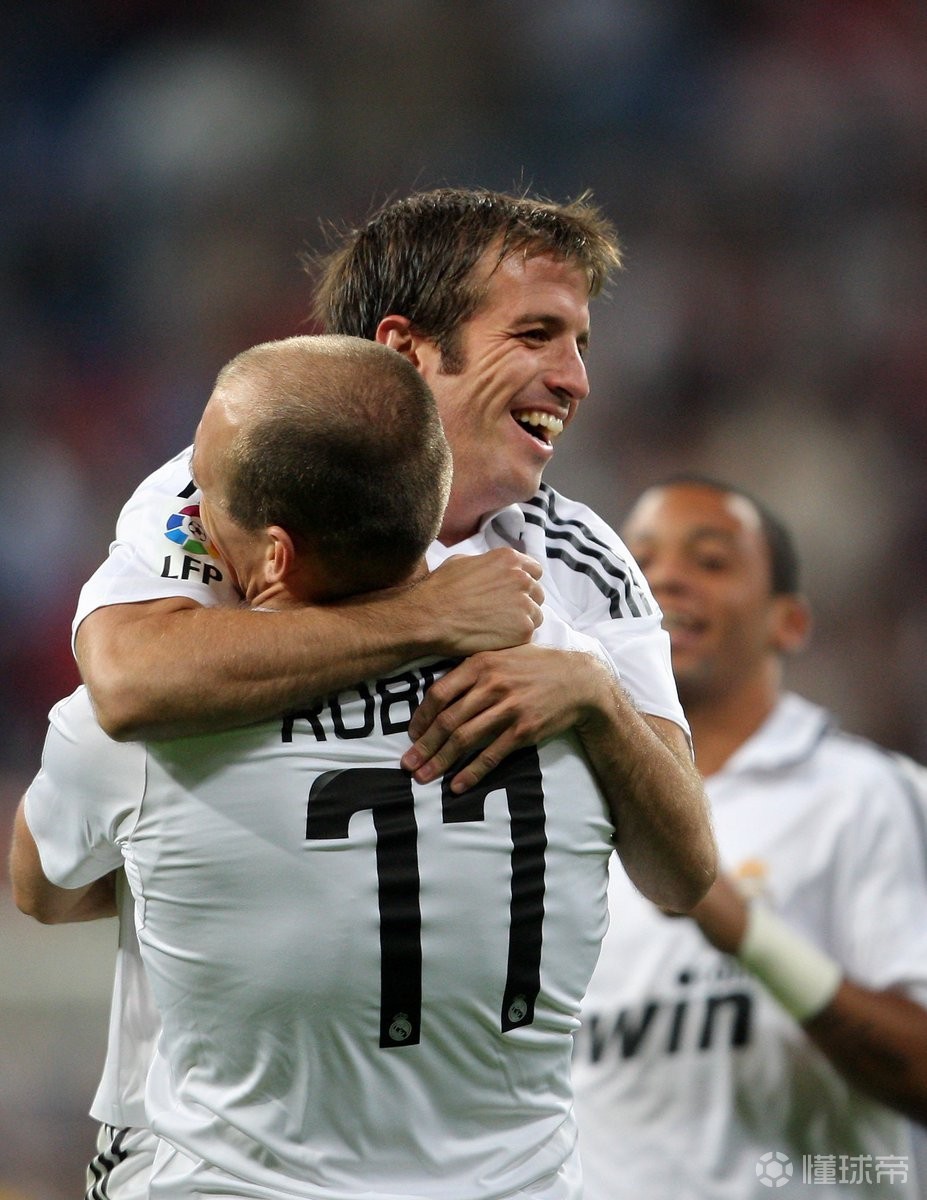 包含德国绝地反击法国，罗本统治全场的词条