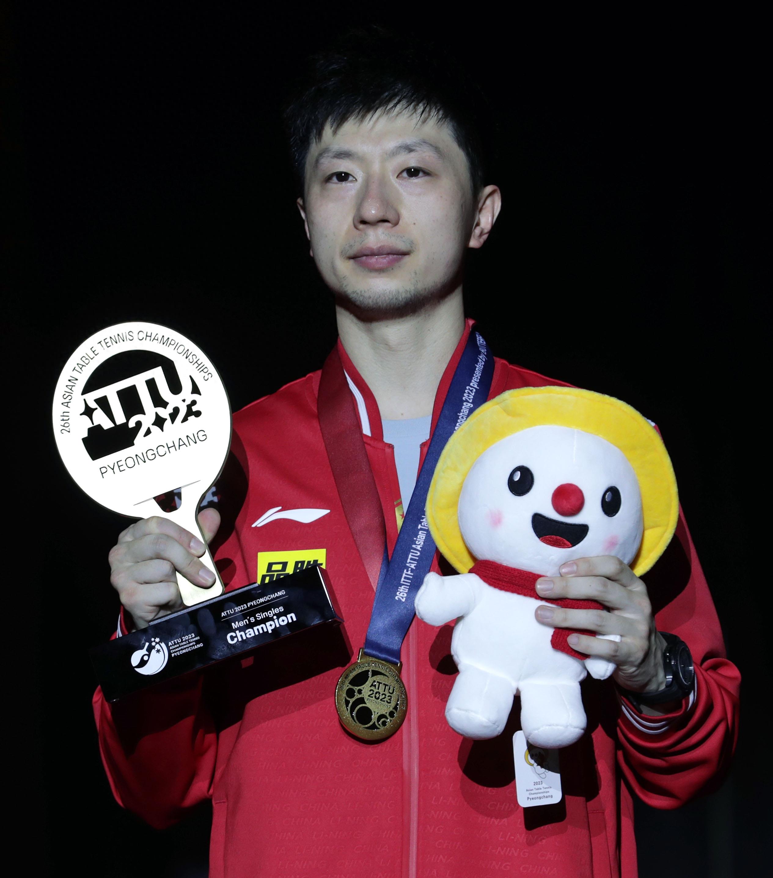 德国乒乓球队完胜中国乒乓球队，马龙惊艳世界