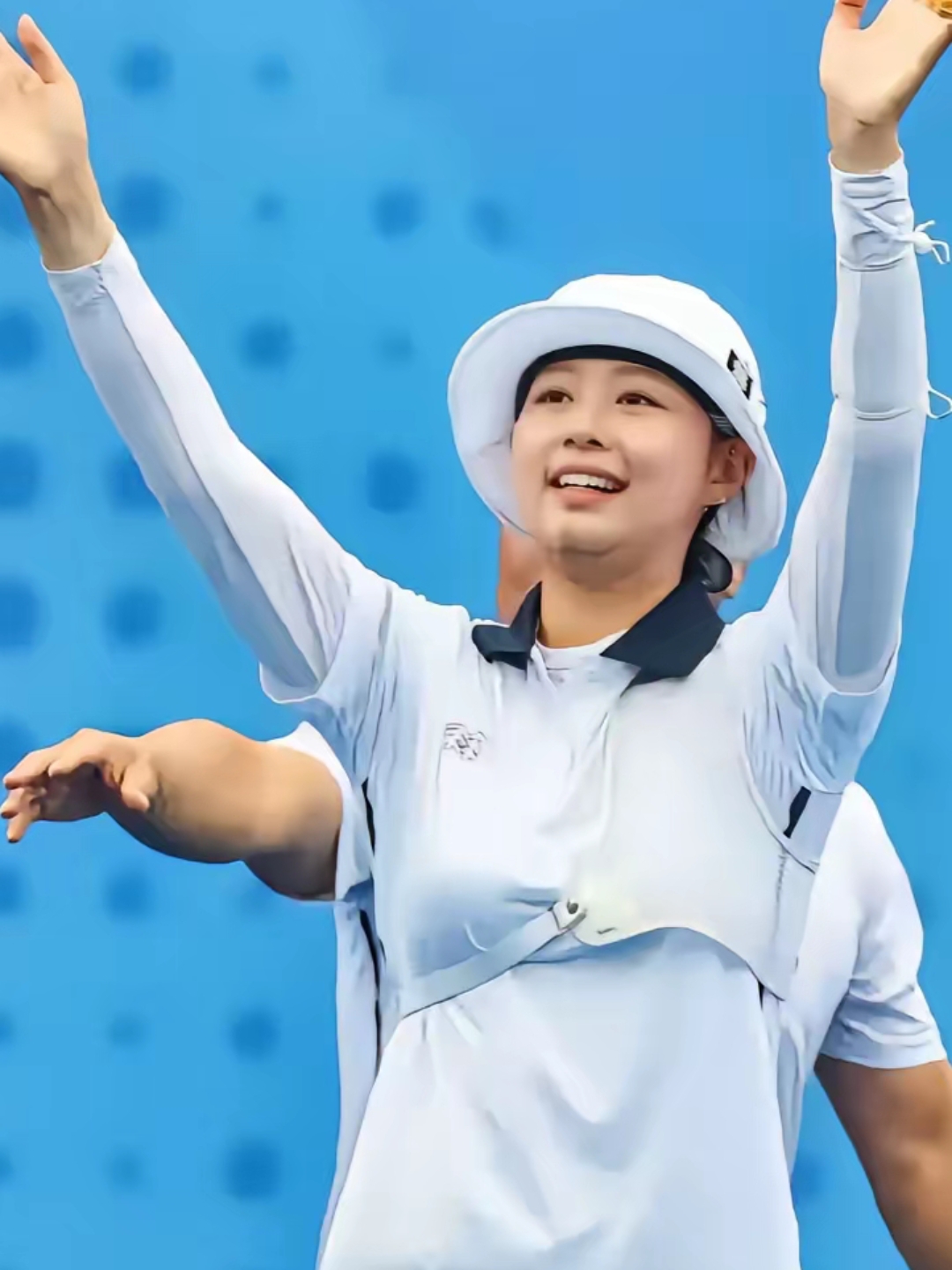 韩国射箭选手精准命中夺取金牌