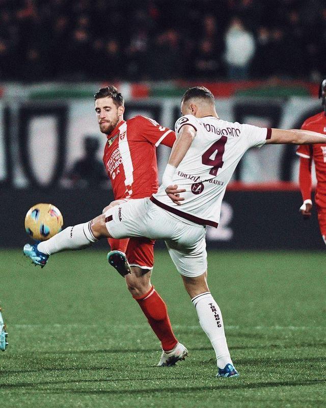 尤文图斯取得连胜,重返意甲前四名行列的简单介绍 尤文图斯取得连胜,重返意甲前四名行列的简单介绍