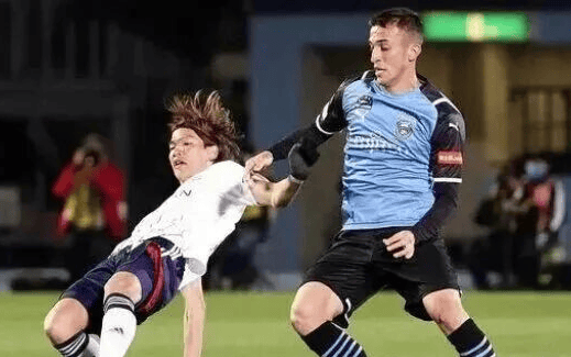 PG电子游戏-包含中后卫传射破门，帮助球队逼平强敌的词条