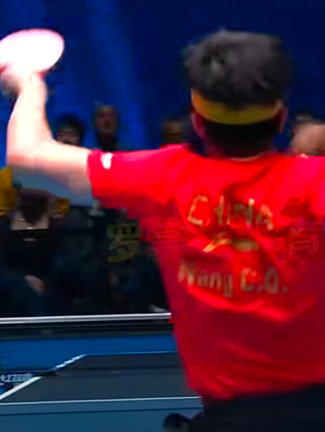 包含精湛技艺赛场上，绝杀即将上演的词条