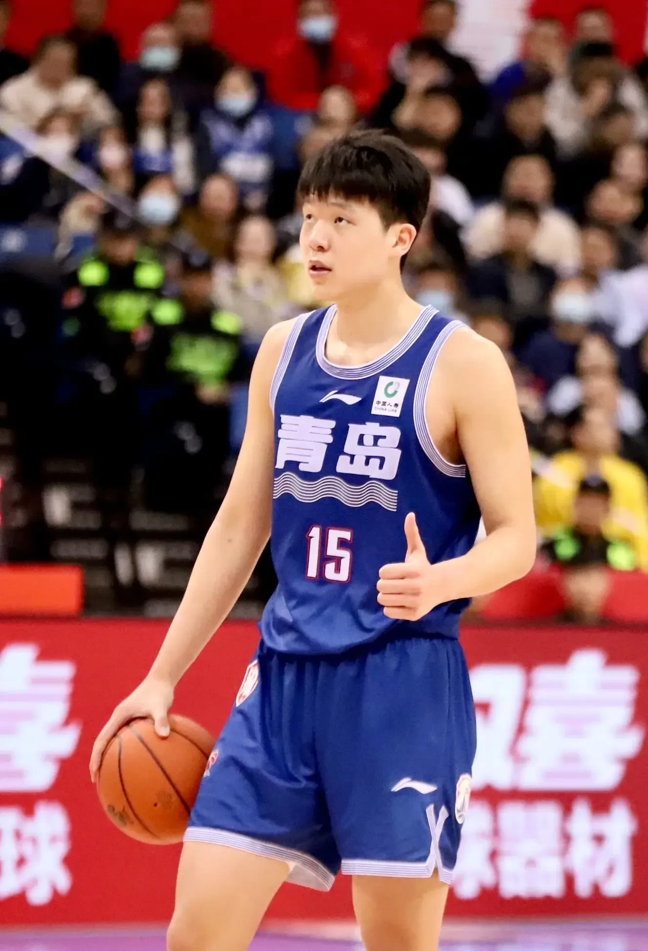 青岛队主场失利,球员表现低迷,教练组紧急研究战术的简单介绍 青岛队主场失利,球员表现低迷,教练组紧急研究战术的简单介绍