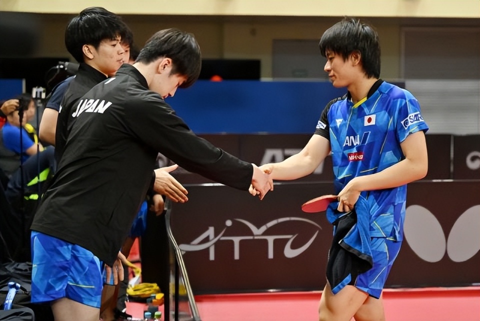 日本队碾压韩国队,许昕扛起全队 日本队碾压韩国队,许昕扛起全队