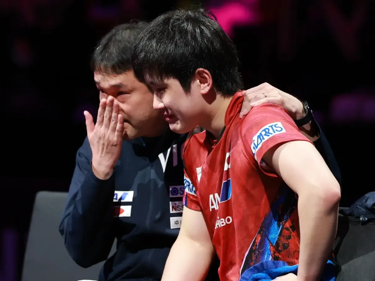 关于日本乒乓球队完胜德国乒乓球队，张本智和高光表现的信息