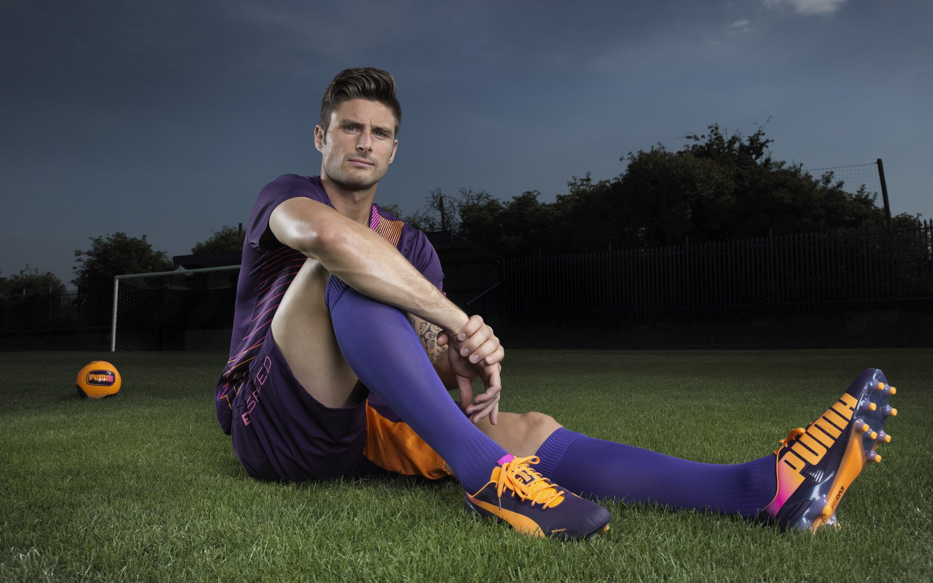 库里存在感拉满，活塞正面击溃独行侠，联盟格局的微妙信号